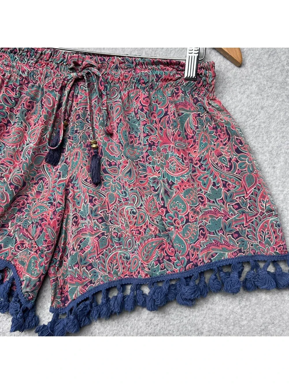 Anthropologie Raga Womens Paisley Tassel Pull On Shorts M Boho Hippie Beach chic